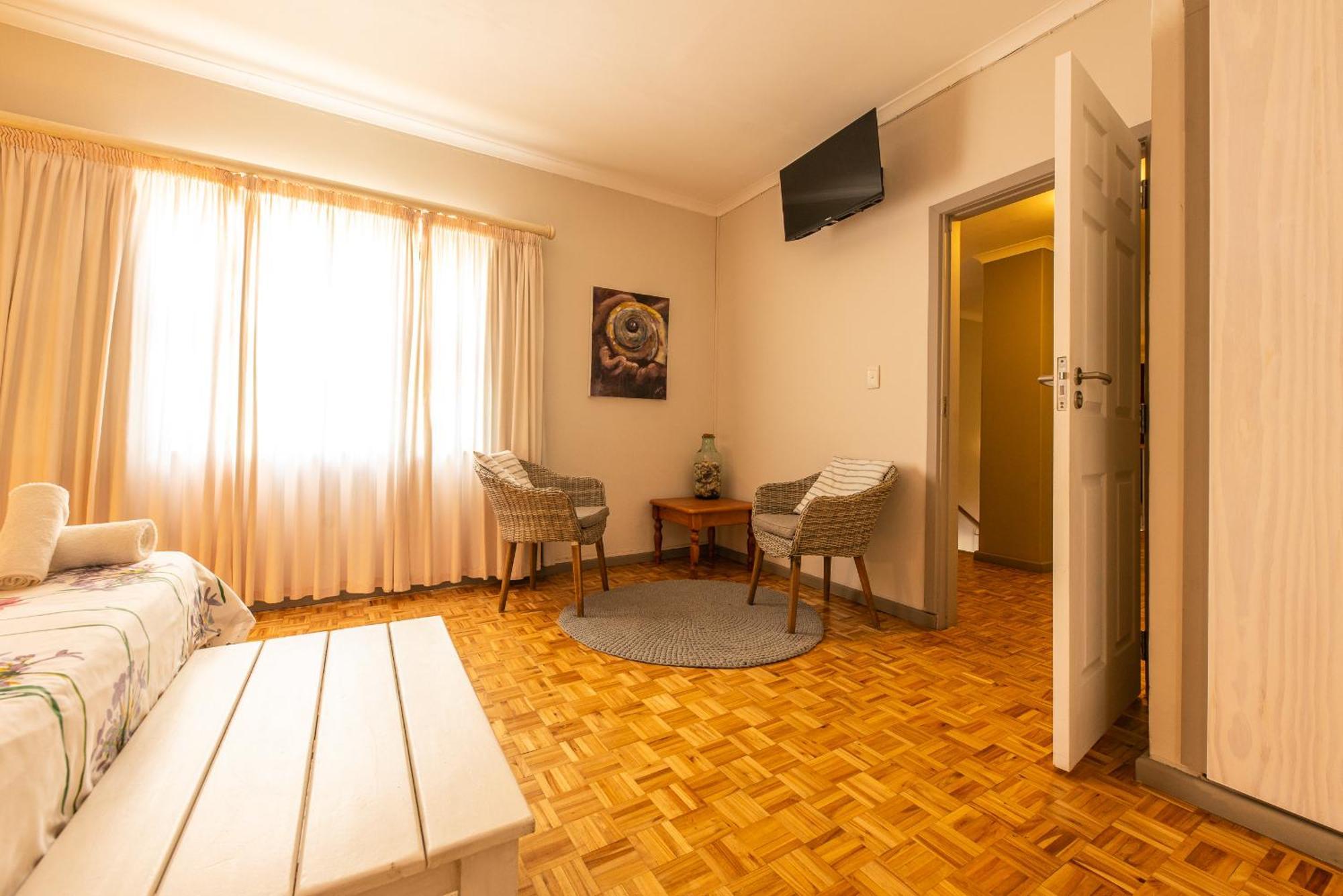 Guesthouse Fischreiher B&B Свакопмунд Екстер'єр фото